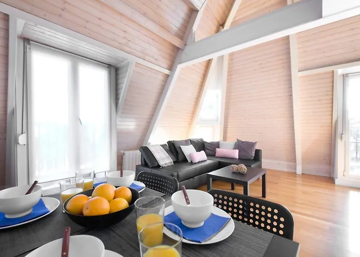 Atico Duplex Centrico Con Parking Incluido *