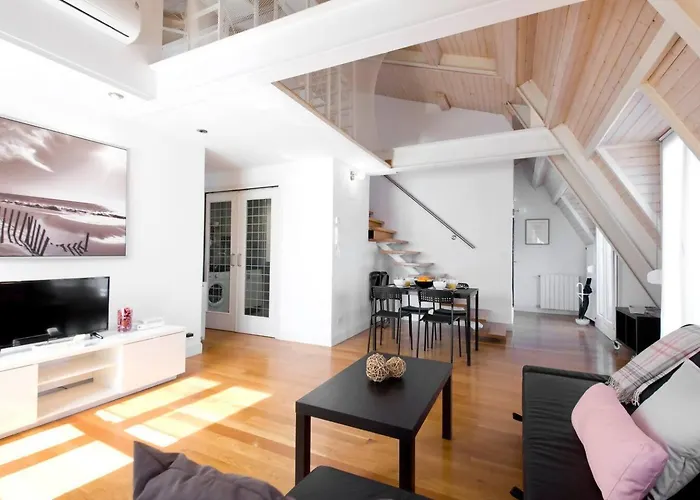 Atico Duplex Centrico Con Parking Incluido Lägenhet