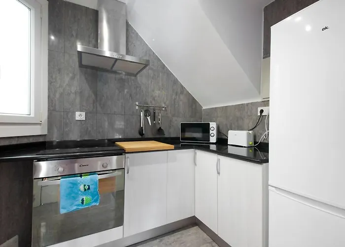 Apartment Atico Duplex Centrico Con Parking Incluido